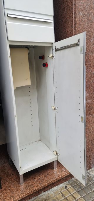 Mueble vertical de AF Sistemas