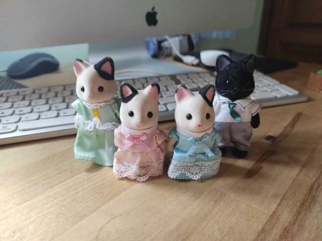 Sylvanian families - familia de gatos