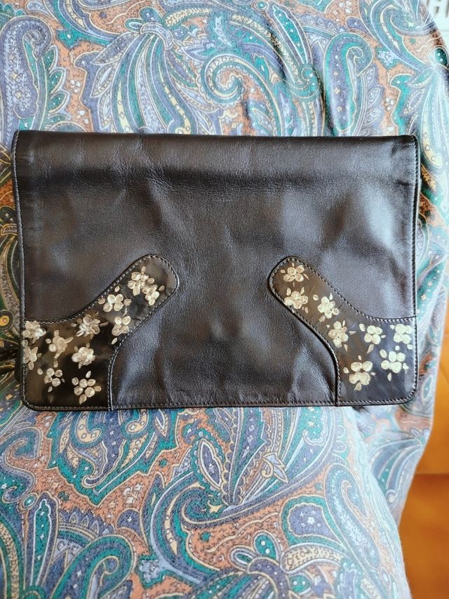 Pochette pelle nera vintage dipinta 