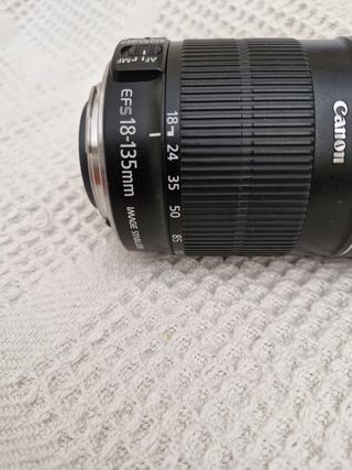 camara canon EOS 55D + objetivo EFS 67mm