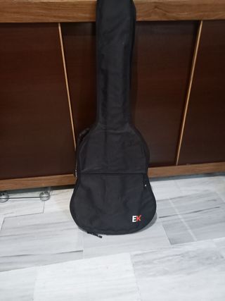 VENDO guitarra ESPAÑOLA nueva