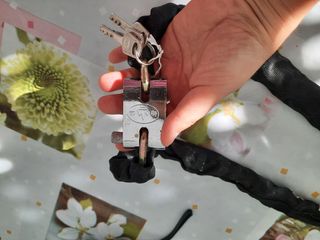 Catenaccio moto con lucchetto