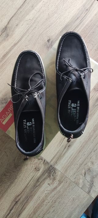 Zapatos marca Agaré talla 45
