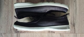 Zapatos marca Agaré talla 45