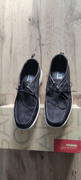 Zapatos marca Agaré talla 45