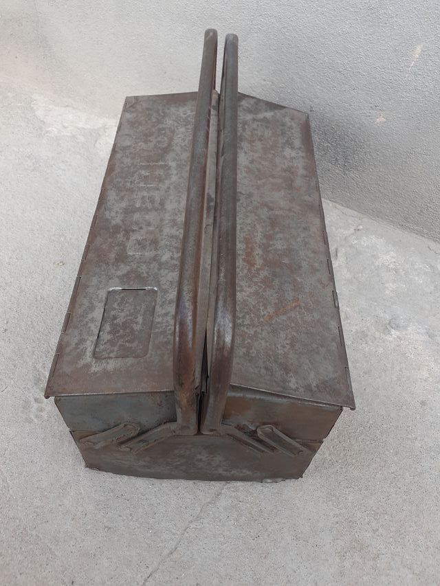 Cassetta portautensili in metallo antico Heco