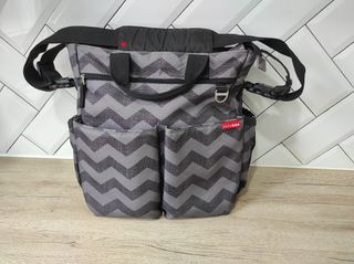 Bolso carro Skip Hop