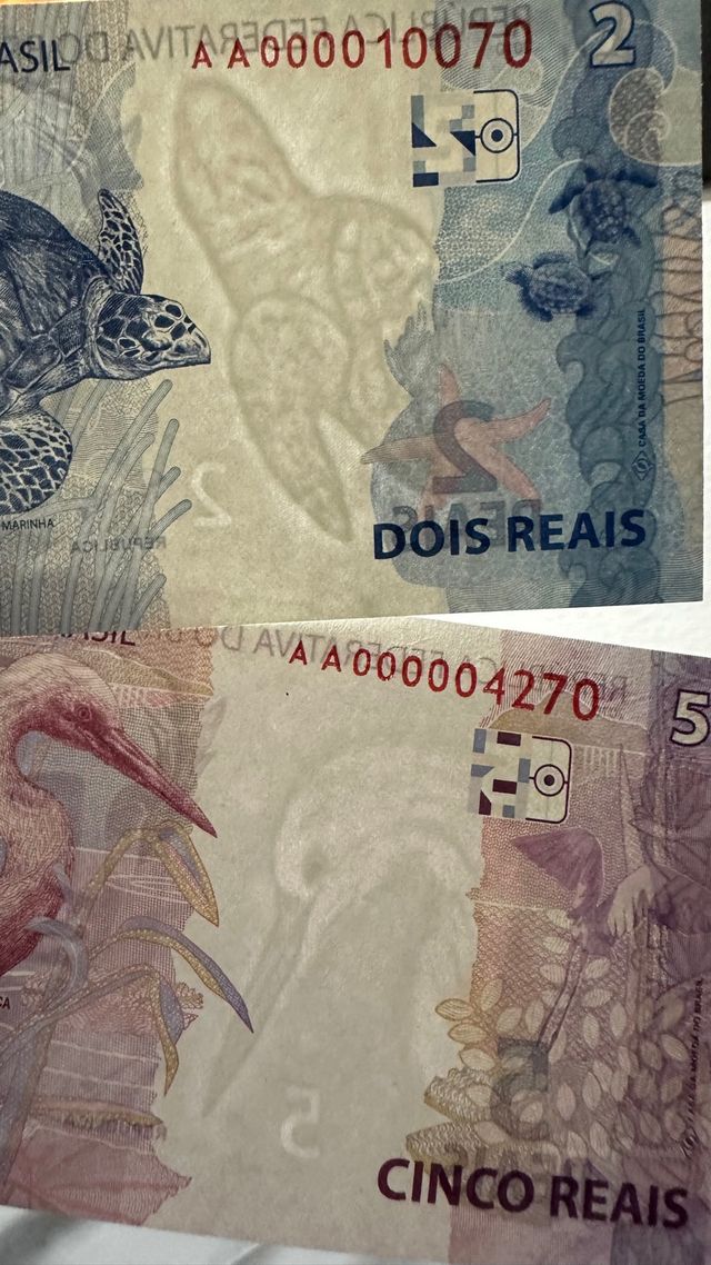 2 billetes brasil serie AA número muy bajo 2010 SC