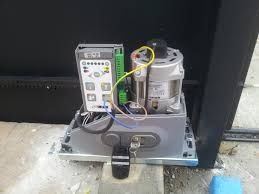 Electricista polivalente