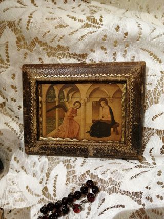 Lote religioso antiguo