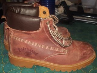 Botas piel Totemland