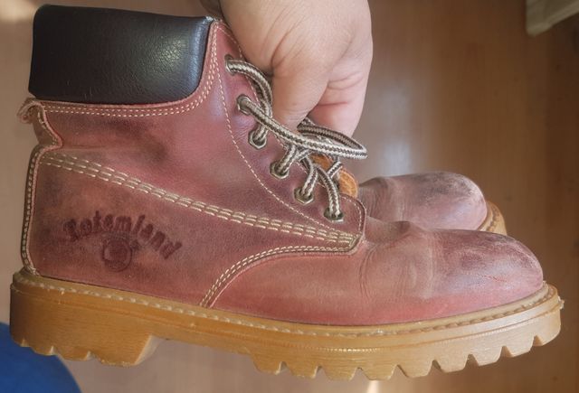 Botas em pele Totemland