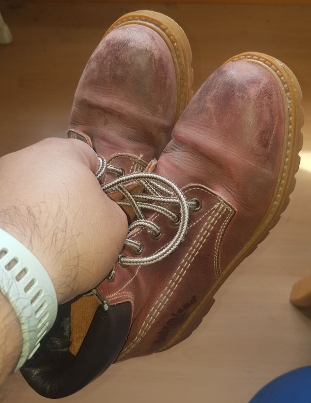 Botas em pele Totemland