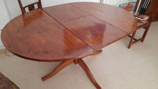 Mesa redonda extensible