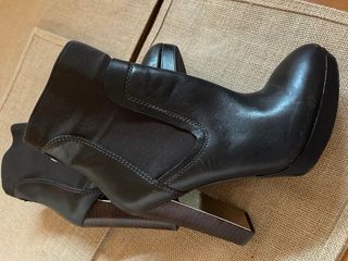BOTIN GUESS
