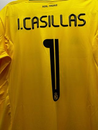 Camiseta adidas Retro real madrid iker casillas