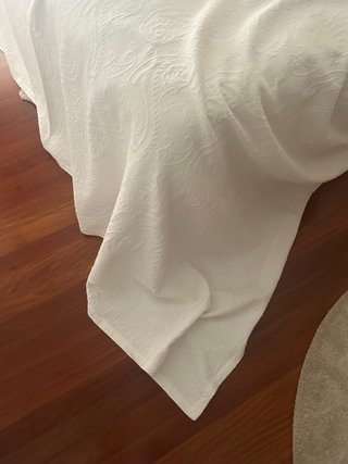 Colcha blanca para cama 1,80