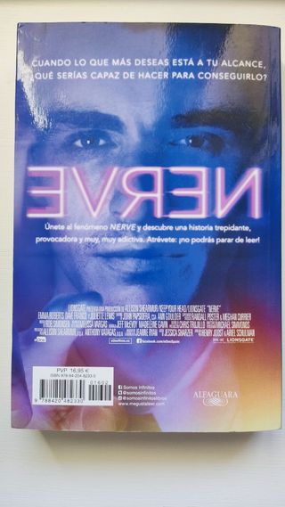 LIBROS ADOLESCENTES Y JUVENILES