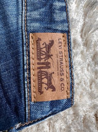 Short LEVI’S