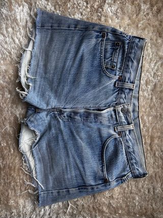 Short LEVI’S 501
