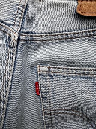 Short LEVI’S 501