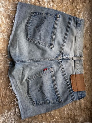 Short LEVI’S 501
