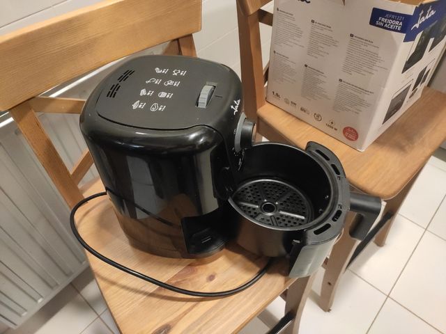 Freidora sin aceite JATA
