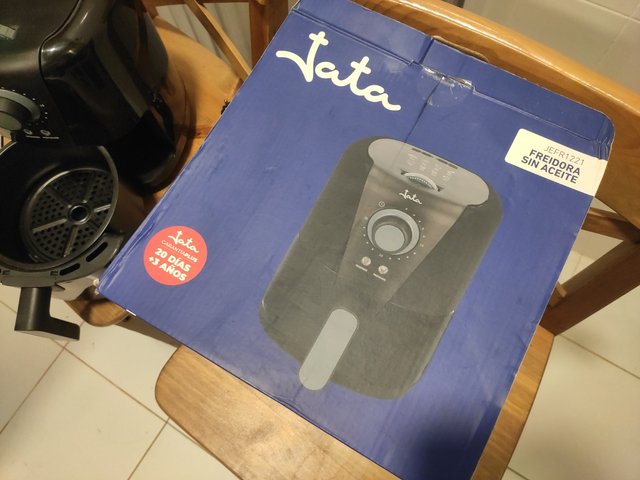 Freidora sin aceite JATA