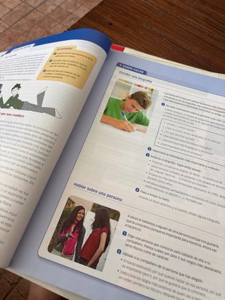 Libro de Lengua y Literatura 2 ESO. Santillana