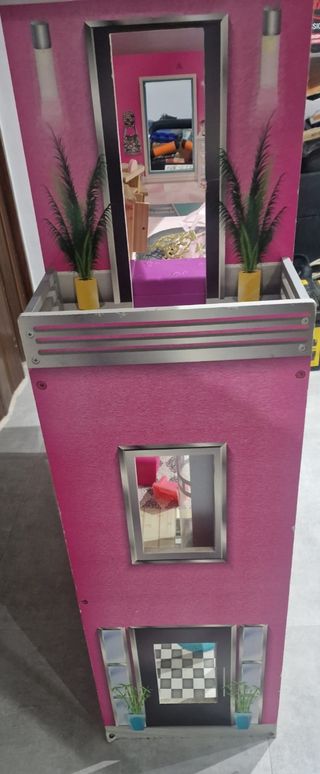 Casa per bambole/barbie molto bella e grande