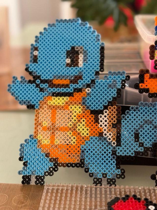 🔴 Pokémon con perline Hama con supporto 👾