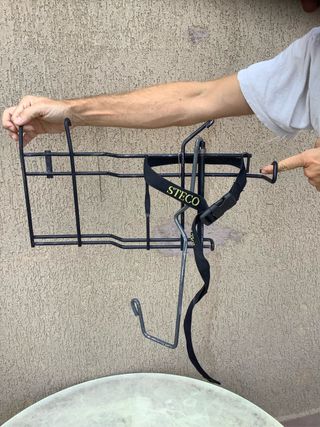 Accesorio Steco para llevar silla plegable en bici