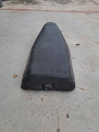 Asiento/sillín derbi variant