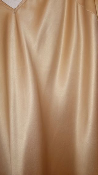 Camiseta satinada tirantes rosa nueva