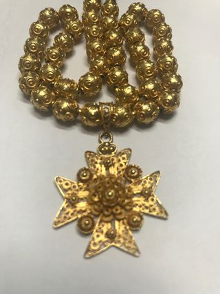 Oro charro siglo XIX collar cruz venera pendientes