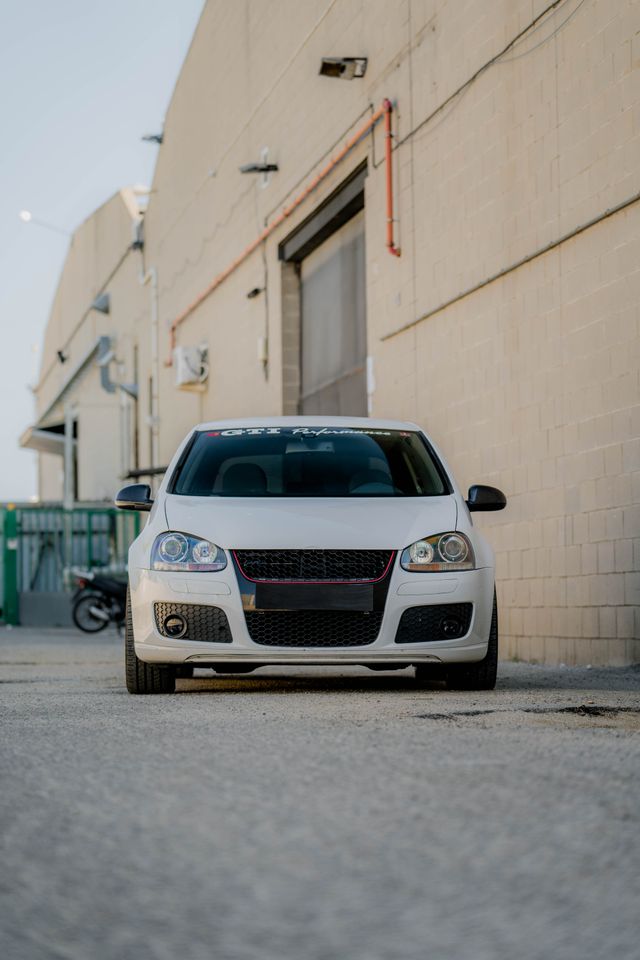 VOLKSWAGEN Golf 2008