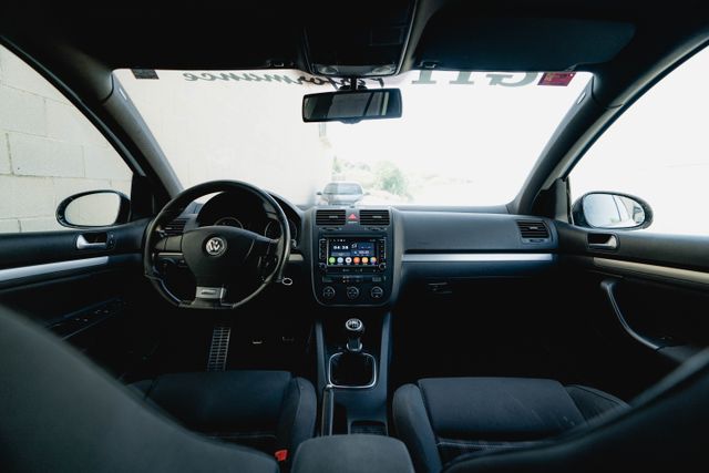 VOLKSWAGEN Golf 2008