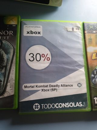 Xbox 2001  clasica más mando y  3 juegos