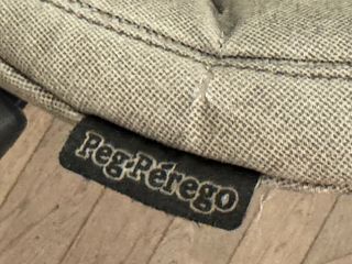 Trona bebe PEG PEREGO incluida bandeja.