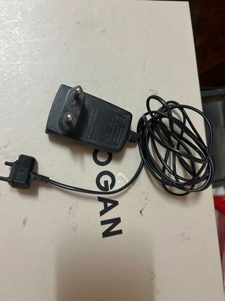 Caricabatteria sony ericsson CST-60