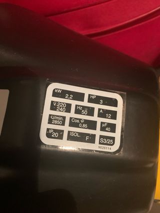 Compresor Mecafer 50litros. 3hp + accesorios