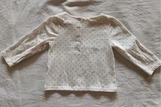 Camiseta de niña entre 12 y 18 meses