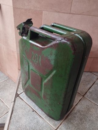Jerrikan depósito de gasolina