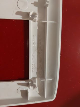 Interruptores de luz, enchufes...