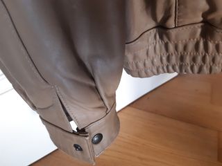 Cazadora de piel talla 56 marca PAER, S.A. 