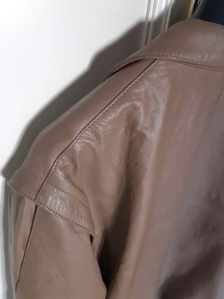 Cazadora de piel talla 56 marca PAER, S.A. 