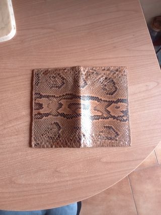 Portafoglio in pelle di pitone