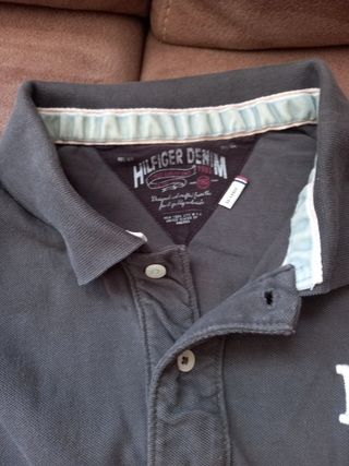 Se vende Polo Hilfiger Denim