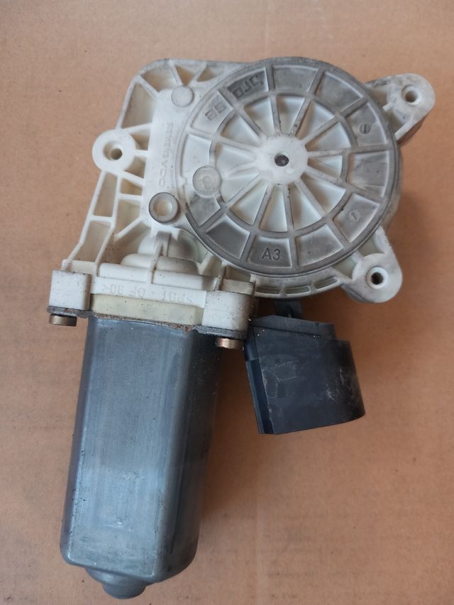 Motor elevalunas delantero bmw 530 e60