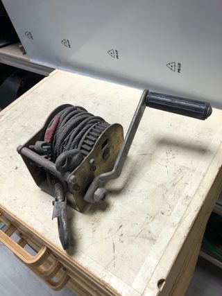 cabrestante manual remolque